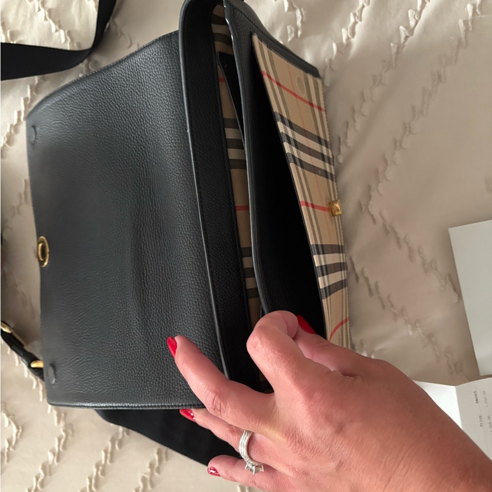 Burberry Black and Beige Crossbody Bag - Picture 6 of 7
